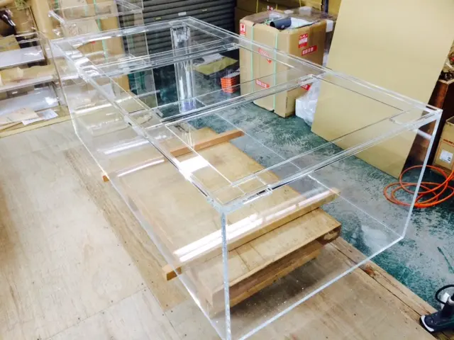 まとめての購入ならお値段頑張ります！在庫、値段更新中　熱帯魚　アクリル水槽　水槽用品 1/4更新・アクリル水槽の価格を徹底調査！規格サイズを通販で購入する