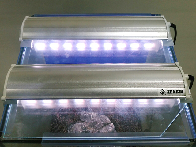 アウトレット 美品 アクアシステム 水槽 アクアリウム用 LEDランプ アクシーエルシーパワー AXY LC Power 1200 ホワイト 